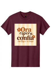 Ora, Espera, Confía Graphic Tee Honguito Trends Collection.